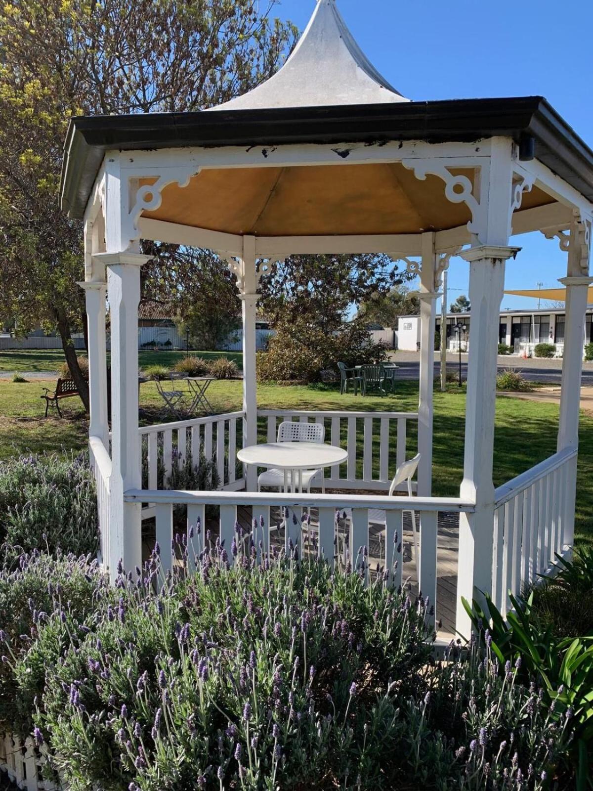 Gazebo Motor - Strathmerton