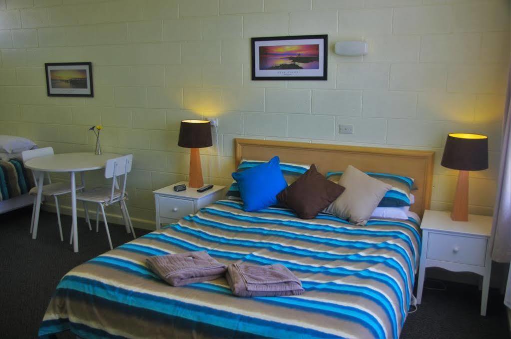 Gazebo Motor - 3* Strathmerton