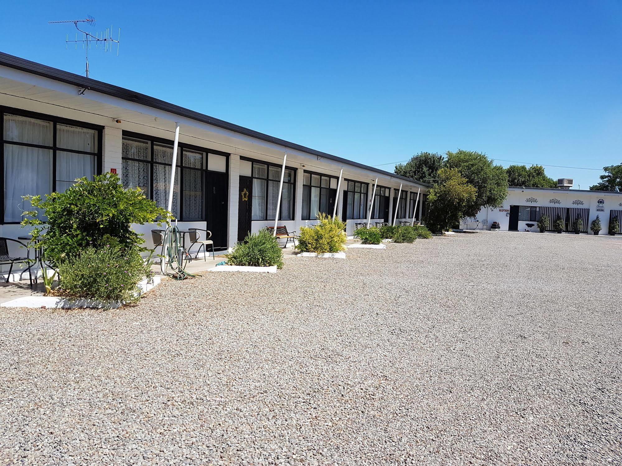 Gazebo Motor - 3* Strathmerton